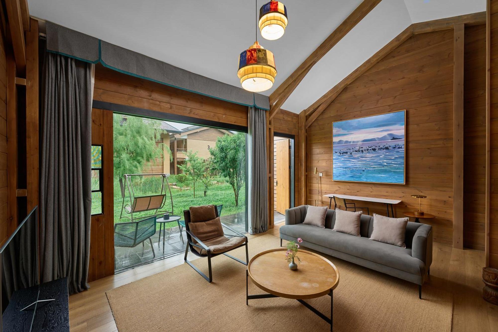 Hotel Indigo Lugu Lake By Ihg Lijiang  Exterior foto