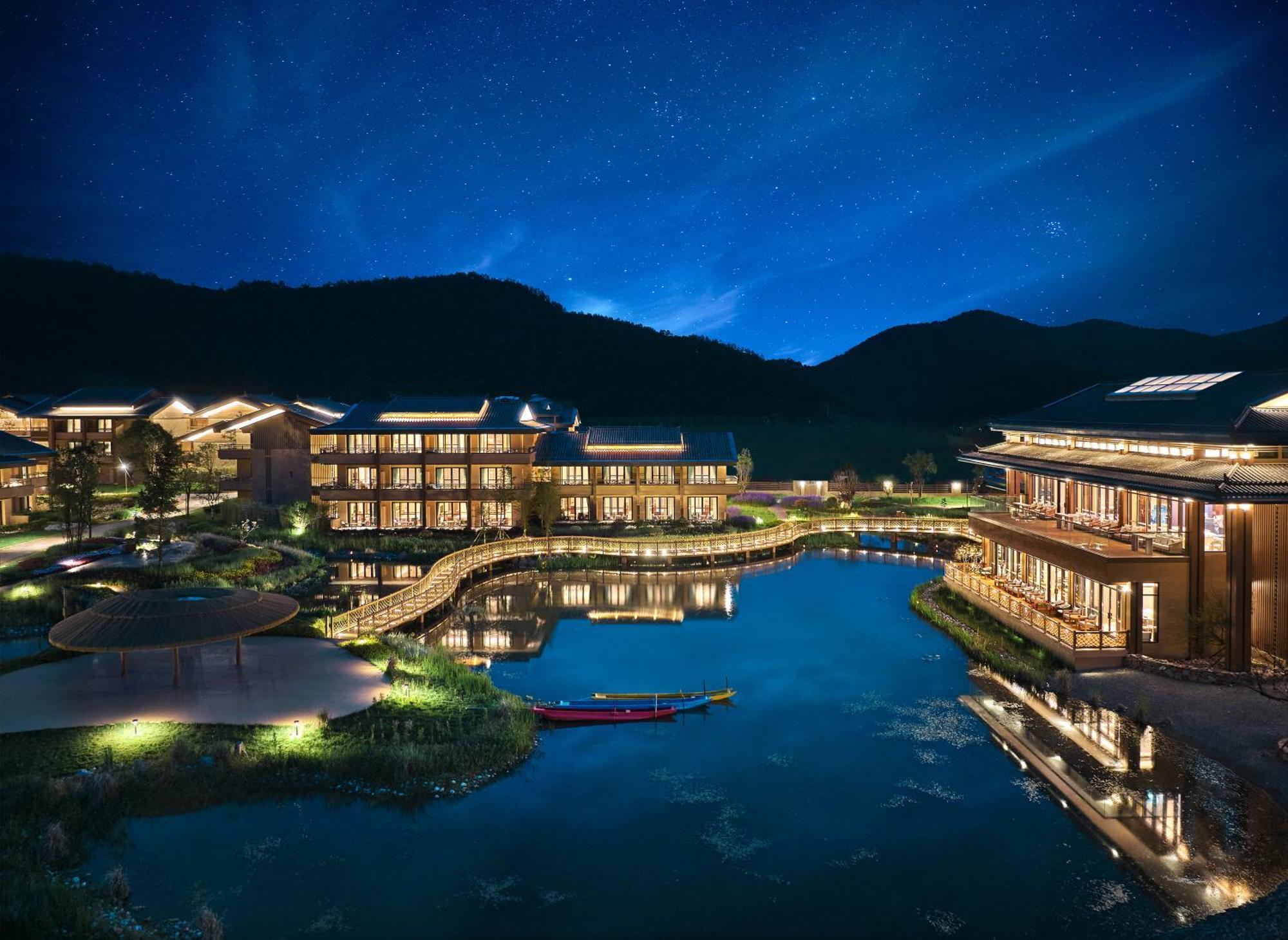 Hotel Indigo Lugu Lake By Ihg Lijiang  Exterior foto