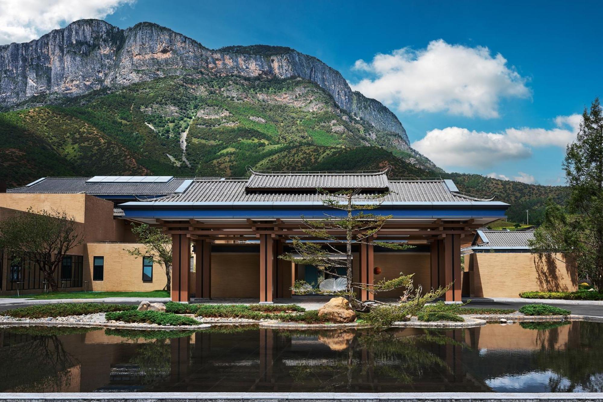 Hotel Indigo Lugu Lake By Ihg Lijiang  Exterior foto